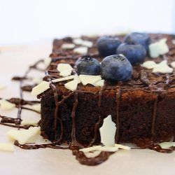 Magoberries-Rezept-Blaubeer-Schokokuchen-1250x1250-1